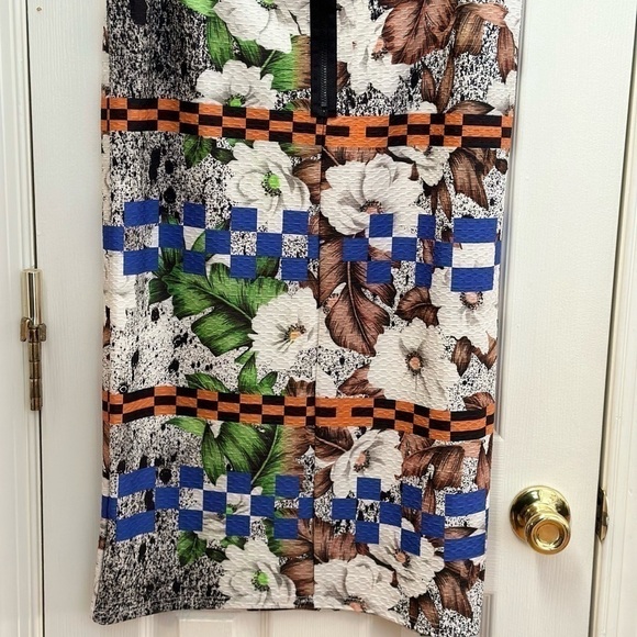 TOPSHOP floral checkered‎ skirt, size 10   #s1109 - Picture 3 of 8